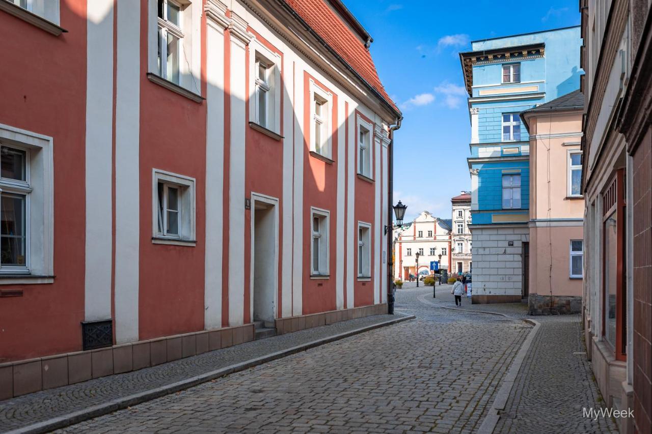 Apartament Z Historia, Klahra Myweek Лёндек-Здруй Экстерьер фото